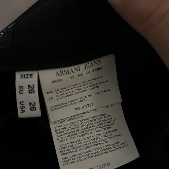 Armani Jeans - Picture 6 of 6